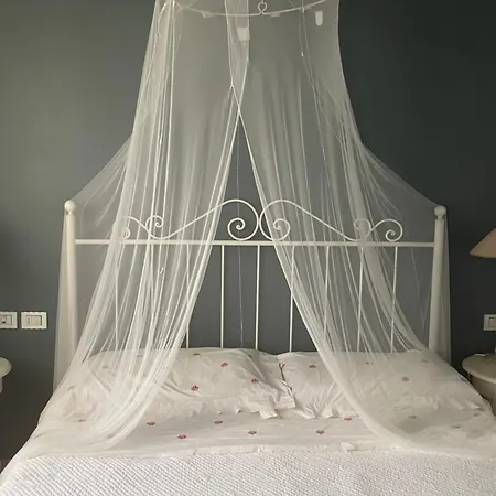 Your House By The Sea * مارينا دي بييتراسانْت
