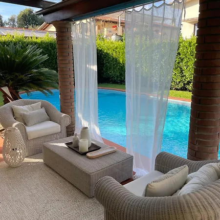 Your House By The Sea Villa Marina di Pietrasanta